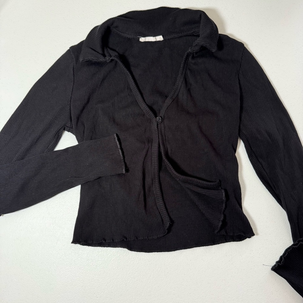 WOMENS SMALL BLACK LONG SLEEVE CROP CARDIGAN ONE BUTTON‎ FEMININE Y2K PREPPY